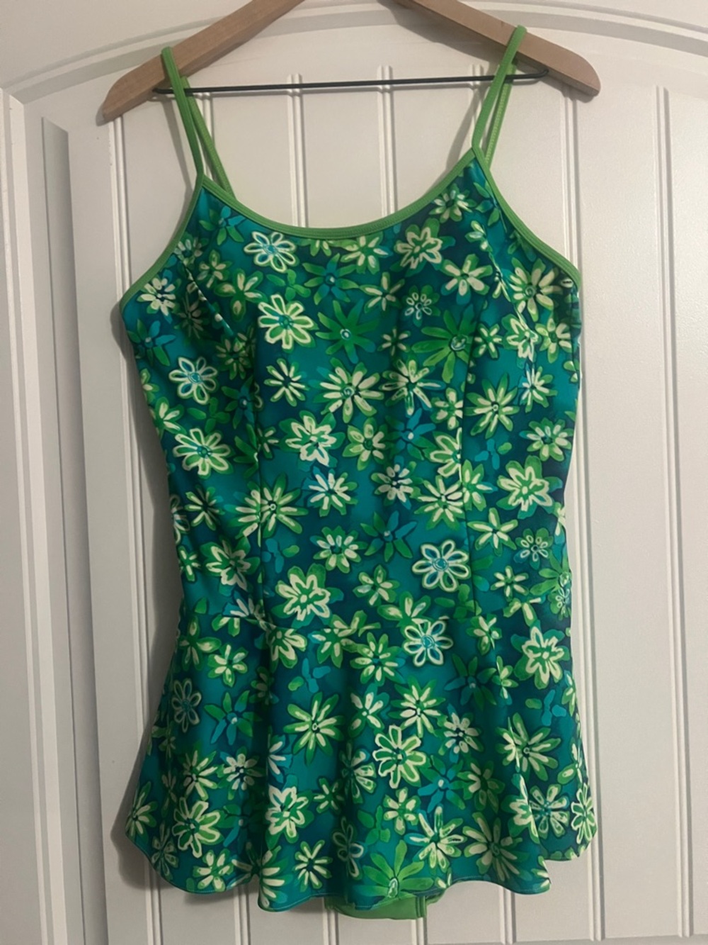 Kathy Ireland Swimsuit size 18